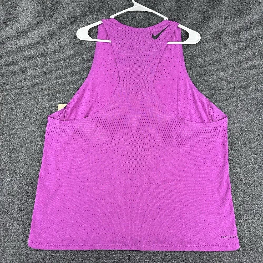 Nike aeroswift dri